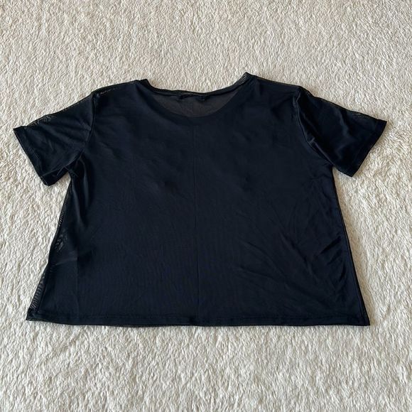 Black mesh rose embroidered shirt size small - Picture 5 of 16